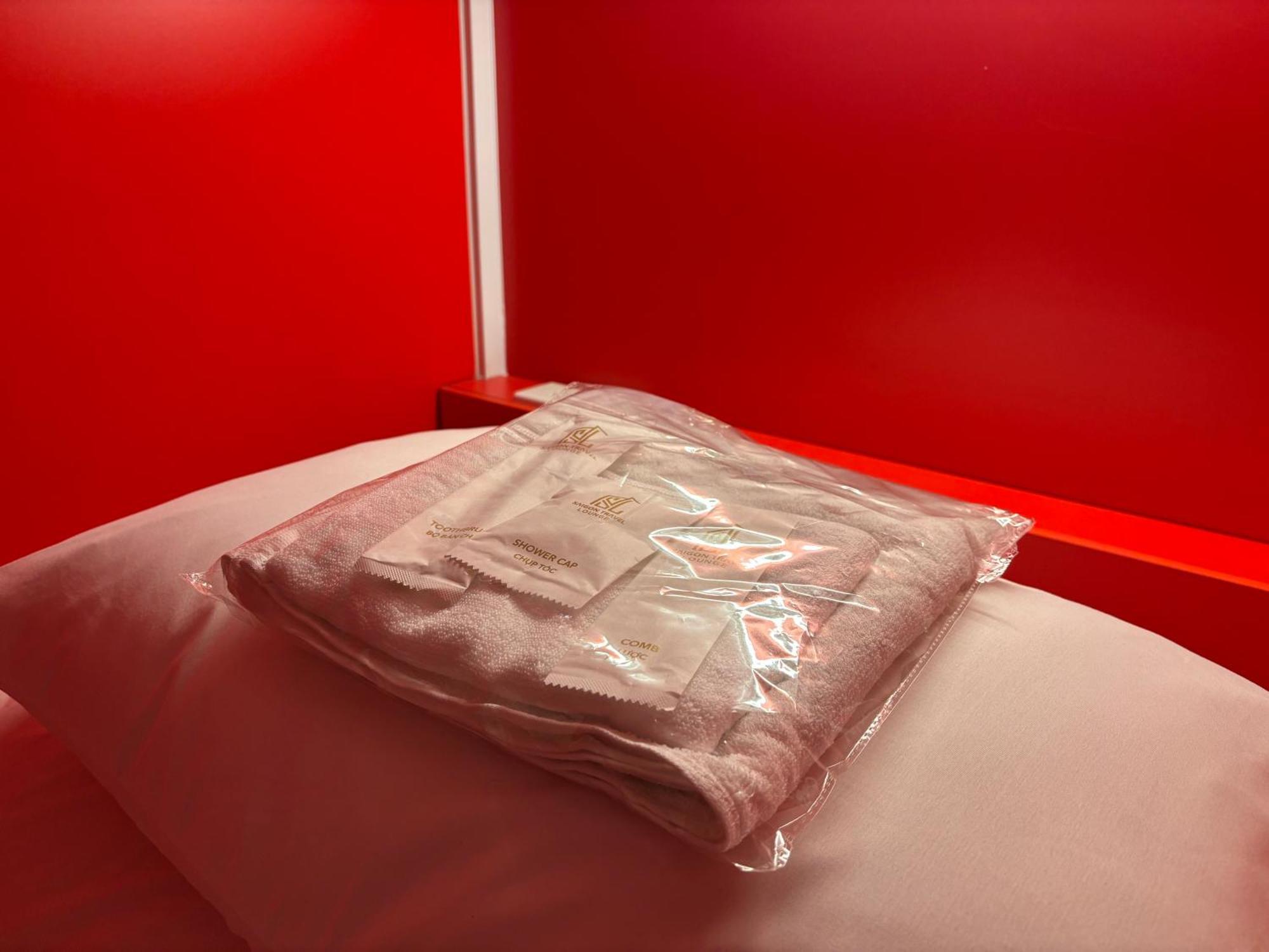 Cozy Cubes Hotel Хошимин Екстериор снимка