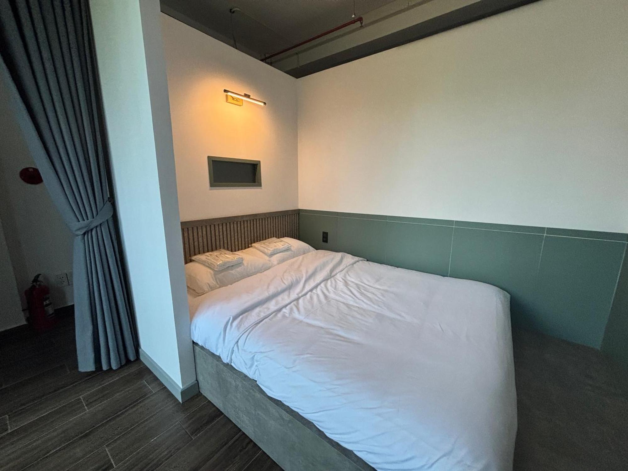 Cozy Cubes Hotel Хошимин Екстериор снимка
